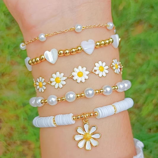 Pearl Daisy Design Bracelet