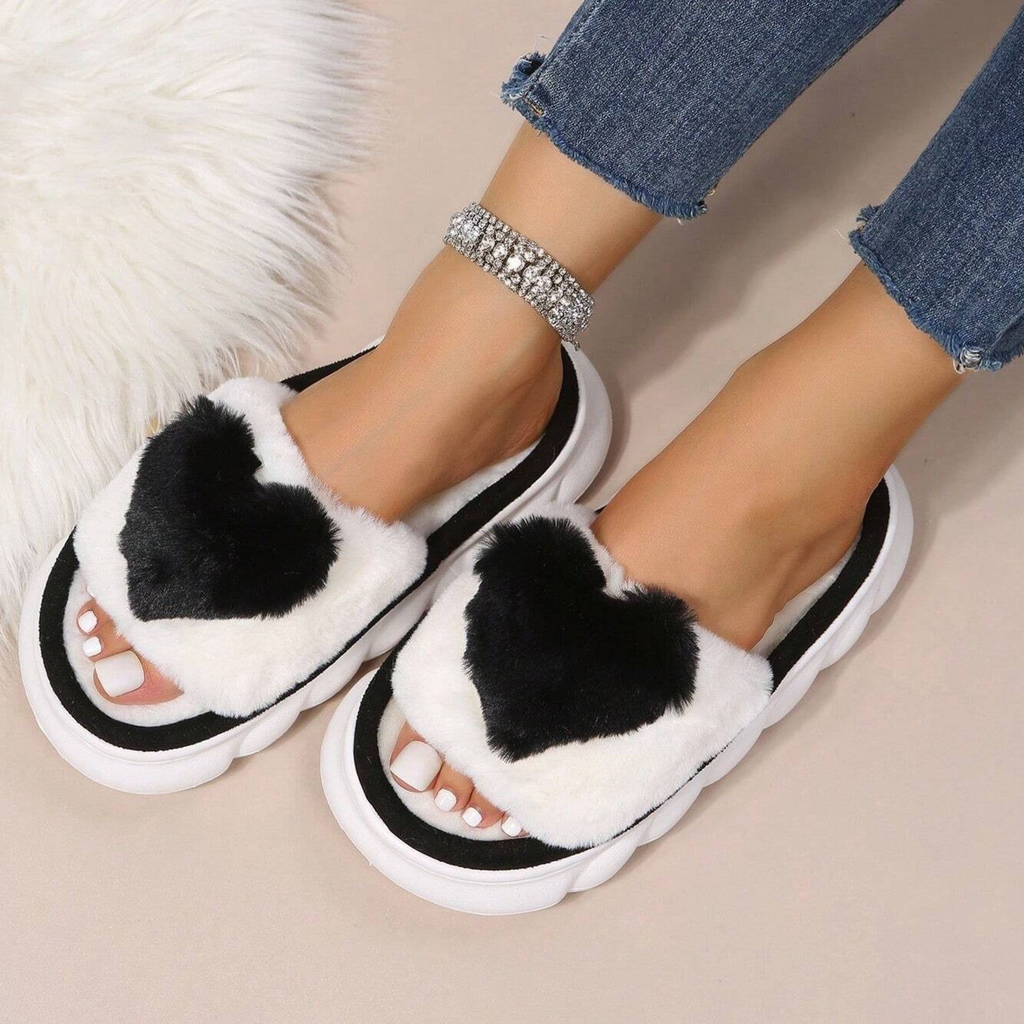 Women's Slippers Heart Shaped Slippers Women's Home Slippers