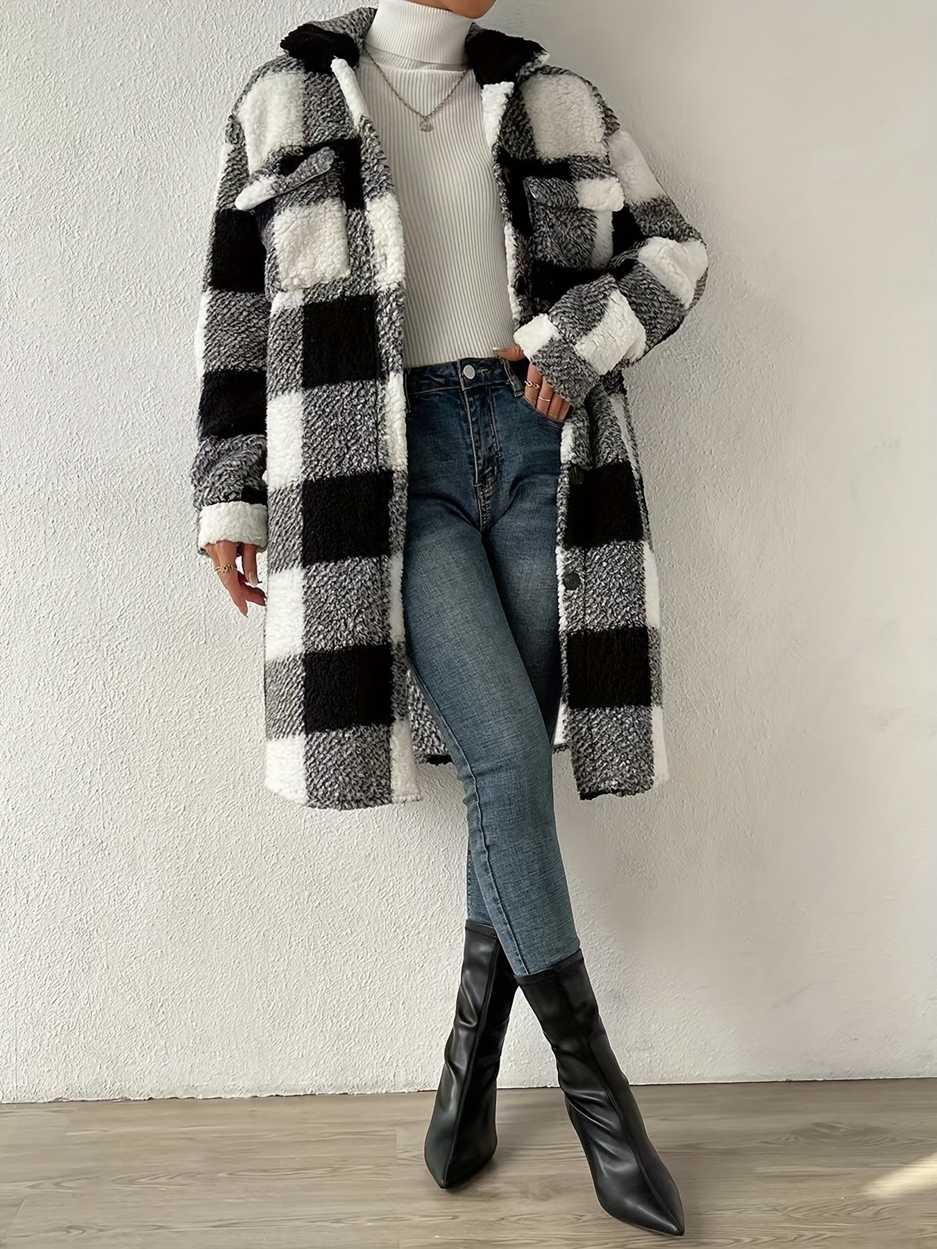 New fashion contrasting color plaid plush overcoat for autumn and winter. Casual drop-shoulder long-sleeved jacket. Trendy Women's clothing, versatile plaid overcoat.